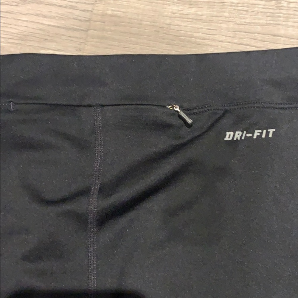 Nike running Dri fit Capri leggings - Picture 5 of 5